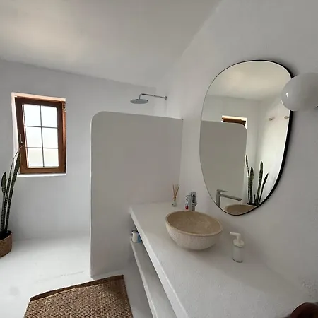 Ann Lanzarote Villa Nazaret